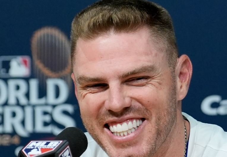 How Does Freddie Freeman Honor His Mother?