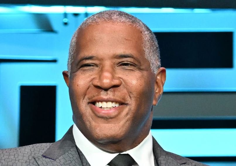 Why Did Suzanne McFayden and Robert F. Smith Divorce?